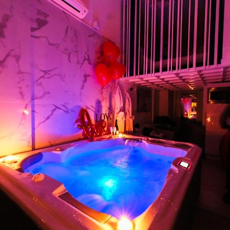 Villa Bono Jacuzzi & Spa Saint-Laurent-du-Var Esterno foto