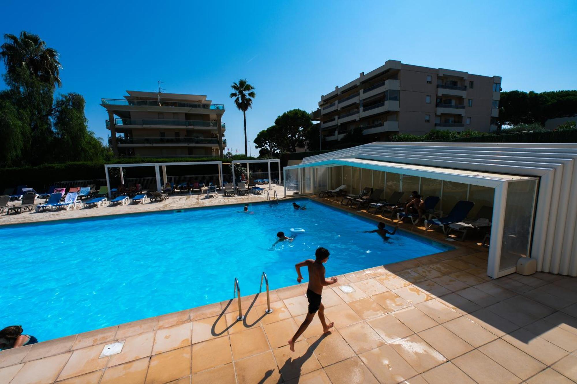 Villa Bono Jacuzzi & Spa Saint-Laurent-du-Var Esterno foto